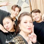 Passorn Leowrakwong Instagram - หนูมิ้วมิ้ว #labubu มาทำงานกับหม่ามี้ค่ะ 💓 งานสวยๆ หวานๆ 💓 สุขภาพดีมีแด๊ดดี้เป็นช่างภาพ📷 @bee_teerapong Makeup ฉ่ำๆ by💋 @jane_pattanun Hair เริ้ดๆ by 💆🏻‍♀️ @mbrio_makeup และทีมงานที่น่ารักทุกคน รอดูภาพสวยๆกันนะคะ 😘😘 #chocollagen #โชคอลลาเจน 💛💛💛💛💛