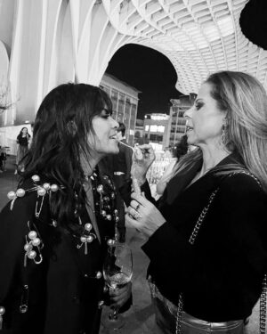 Pastora Soler Instagram - Resumen de una semana apasionante!!!! 
Era emocionante recibir los @latingrammys en mi tierra, en mi Sevilla, pero la semana ha resultado ser mucho más divertida de lo q esperaba! 
🤭☺️🫶😍😅

#music #Sevilla #celebracion #latungrammy #amigas