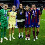 Patri Guijarro Instagram - Jugar en un estadio histórico es siempre único 🤩🙌🏼 Gracias @americafemenil 🦅🇲🇽 Contenta de volver a verte Pelele @andreapereira5 😍