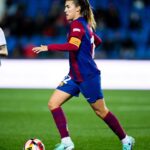 Patri Guijarro Instagram - Otra victoria en el Clásico ✅💙❤️ Vamos a por la final del sábado 💪🏼 #supercopafemenina