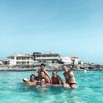 Patri Guijarro Instagram - De estos días… 🏄🏼‍♀️🤪👧🏼🩷🍣😎⛰️⚽️