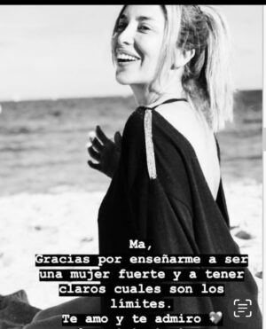 Patricia Viggiano Instagram - -Que tu hija te diga esto cuando vos acabas de tener una entrevista hablando de un tema delicado x televisión… 
Parecería ser q tan mal no lo estás haciendo 🙏😃❤️👍 
@olivia_viggiano  gracias xq con @lucilaviggiano  me enseñaron y me siguen enseñando a ser mejor persona ! 

Y como siempre les digo para adelante… siempre p adelante …en la alegría y en la no tan… es parte del aprendizaje ☀️✨🧚‍♀️🧚‍♀️🧚‍♀️
Vuelen alto! Livianas!🧚‍♀️🧚‍♀️🧚‍♀️✨✨✨
Las❤️✨❤️