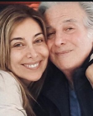 Patricia Viggiano Instagram - Hoy cumple 89 años el… mi papá!! Feliz de poder compartir este día con vos! 
Quiero agradecerte todo lo q hiciste y seguís haciendo x mí todos estos años y decirte que te amo profundamente, que te admiro como papá, como marido, como abuelo, como bisabuelo, como persona …. que es un privilegio ser tu hija, que tu pizza, tu comida casera es increíble  y que vamos  x muchos años más!!! 
Te amamos Franchesco!!!😃😀😁🎉🎉🎉🎉🎂❤️❤️❤️❤️❤️❤️❤️❤️❤️❤️❤️❤️❤️❤️❤️❤️