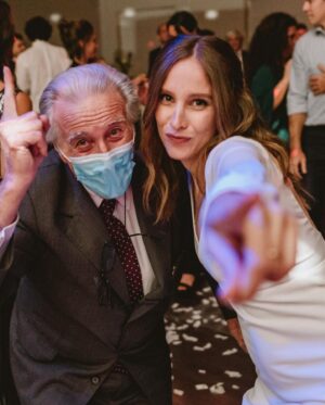 Patricia Viggiano Instagram - Hoy cumple 89 años el… mi papá!! Feliz de poder compartir este día con vos! 
Quiero agradecerte todo lo q hiciste y seguís haciendo x mí todos estos años y decirte que te amo profundamente, que te admiro como papá, como marido, como abuelo, como bisabuelo, como persona …. que es un privilegio ser tu hija, que tu pizza, tu comida casera es increíble  y que vamos  x muchos años más!!! 
Te amamos Franchesco!!!😃😀😁🎉🎉🎉🎉🎂❤️❤️❤️❤️❤️❤️❤️❤️❤️❤️❤️❤️❤️❤️❤️❤️
