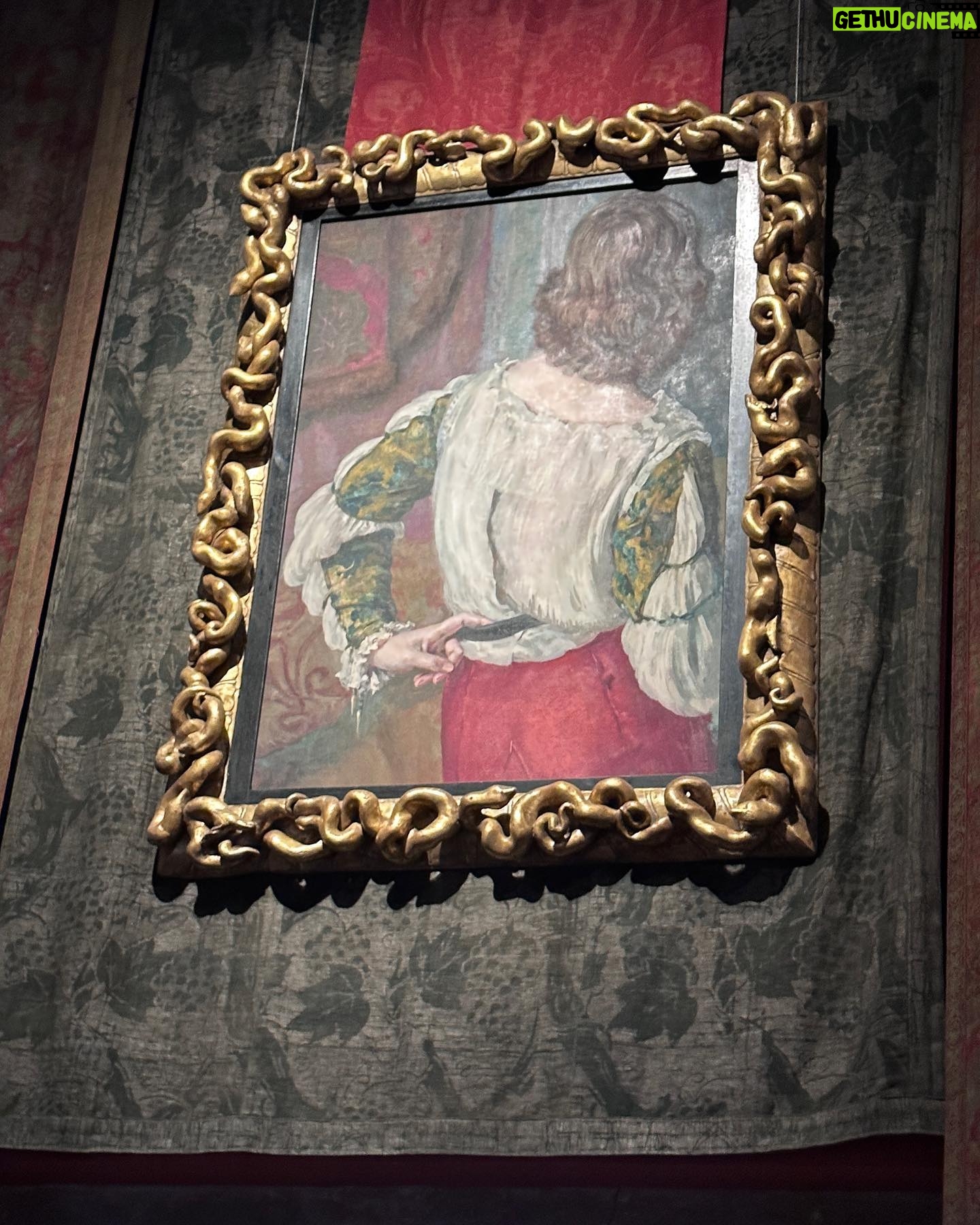 Patricia Arquette Instagram - #Fortuny beautiful house. Beautiful mind. Textile orgasmatron