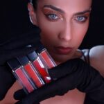 Patricia De Leon Instagram – O batom dos sonhos existe e eu posso provar:
É o liquid lipstick da @pdlcosmetics marca da maravilhosa e talentosíssima @patriciadeleonb que no Brasil nós encontramos com exclusividade na @espiritobird o melhor marketplace de luxo da vida 💞
Além se ser livre de parabenos e cruelty-free, está disponível em 13 cores perfeitas, super pigmentas, de altíssima qualidade e durabilidade. Não transfere e ainda que seja matte com acabamento fosco suave, é super hidratante! Eu sou completamente apaixonada, e essas são minhas cores favoritas! Deixem nos comentários, qual vocês mais gostaram! Quero saber 😍🫶🏻
.
.
.
.
.
.
.
.
.
.
#makeup #liquidlipstick #makeupbrasil #lipsticklover