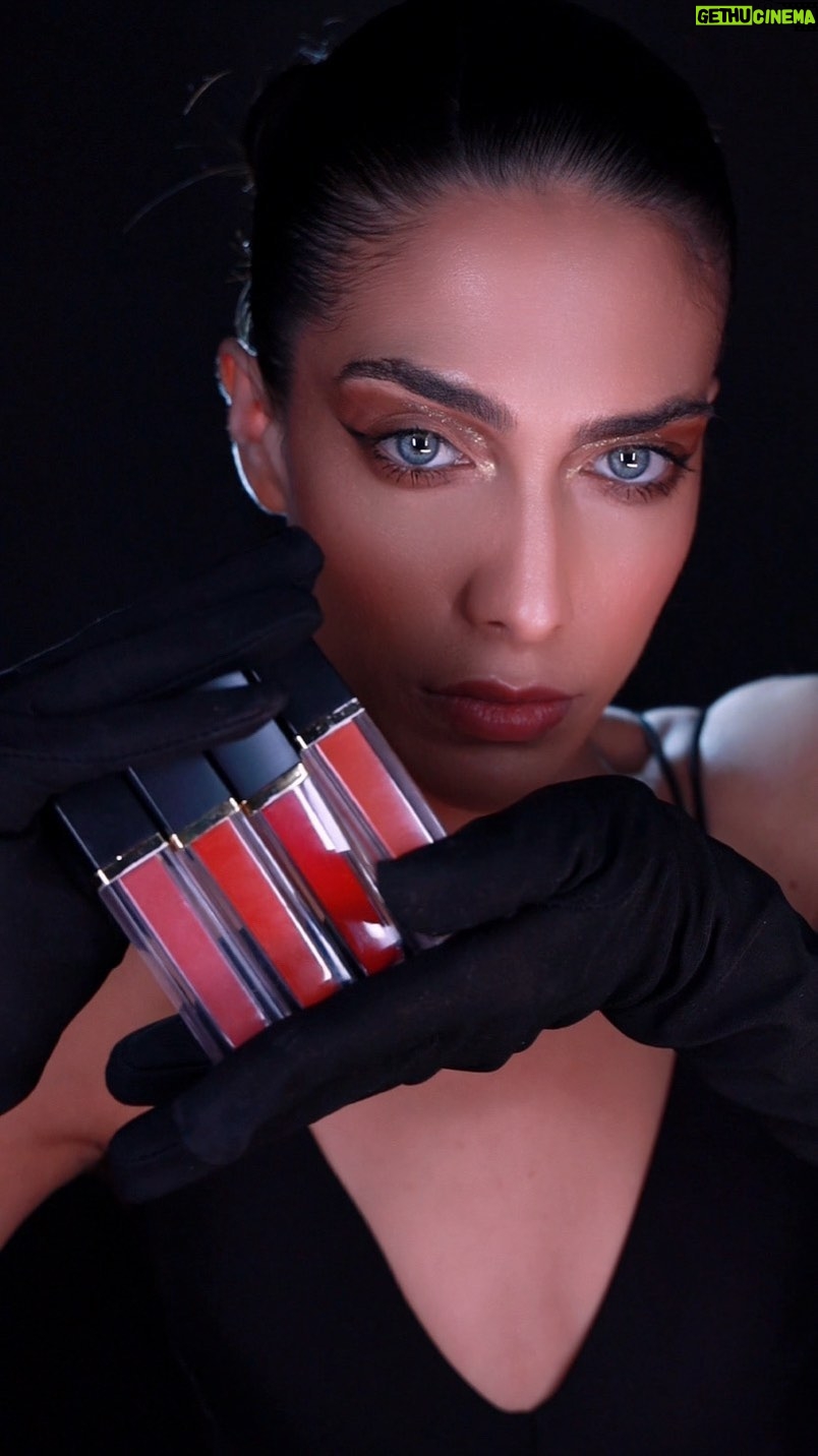 Patricia De Leon Instagram - O batom dos sonhos existe e eu posso provar: É o liquid lipstick da @pdlcosmetics marca da maravilhosa e talentosíssima @patriciadeleonb que no Brasil nós encontramos com exclusividade na @espiritobird o melhor marketplace de luxo da vida 💞 Além se ser livre de parabenos e cruelty-free, está disponível em 13 cores perfeitas, super pigmentas, de altíssima qualidade e durabilidade. Não transfere e ainda que seja matte com acabamento fosco suave, é super hidratante! Eu sou completamente apaixonada, e essas são minhas cores favoritas! Deixem nos comentários, qual vocês mais gostaram! Quero saber 😍🫶🏻 . . . . . . . . . . #makeup #liquidlipstick #makeupbrasil #lipsticklover