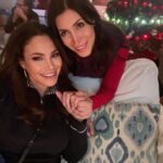 Patricia De Leon Instagram – Y enviamos nuestros deseos al Espíritu de la Navidad para este 2023 que con mucha Fe que vendrá llego que muchas bendiciones, y lo hicimos en Familia, gracias mi princesa por hacer hogar tu hogar el nuestro también y el de muchos…siempre @wayuuprincess te adoro ♥️ 🇻🇪 🇵🇦 🇺🇸