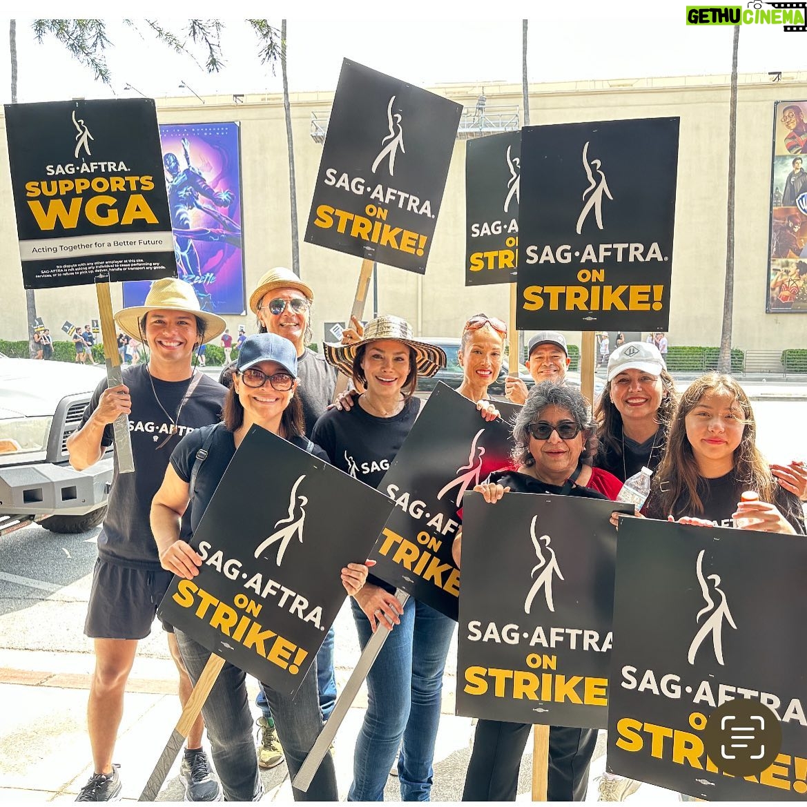 Patricia De Leon Instagram - We just want what’s FAIR!!!! #latinosinhollywood #sagaftrastong #sagaftra #unitedwestand