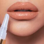 Patricia De Leon Instagram - Son como mis hijos, yo los hice cada uno desde cero, todavía recuerdo cuando mezclé los colores en la mesa de mi cocina en casa, y asi los lleve al lab para hacer el color match de mi fórmula. PERO el LIPSTICK es definitivamente el que más me costó en todo, por lo cual es como mi consentido, por no decir mi fórmula favorita ❤️ Gracias por el review hermosa! ♥️ #Repost @folliedolliebeaute ・・・ Hablemos de @pdlcosmetics !!!⭐️ No tiene el hype que se merece! Su fórmula es de LAS MEJORES, y su precio GENIAL! Te comparto mis impresiones después de AÑOS usando la marca. Puntos de venta: 🛍️ @ultra_panama 🛍️ @farmarrocha 🛍️ @stevenspanama 🛍️ @felixonlinepanama