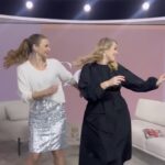 Patricia Kelly Instagram - Christmas with you! ❤️ Der neue Song von @patriciakelly.official zaubert Weihnachtsstimmung ins Studio! 🎄😍 #galaloves #galagoestv #galaimtv #annikalau #patriciakelly #christmas