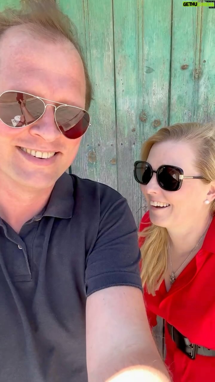 Patricia Kelly Instagram - Stay in the love♥️🤪Besos de Mallorca 💋 @denis.sawinkin.official #thisman #blessedsunday #loveisallweneed #theloveofmylife #family #patriciakelly #thekellyfamily #kellyfamily