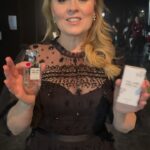 Patricia Kelly Instagram - Ihr Lieben, ich bin total überwältigt, dass so viele von euch mein Parfüm bestellt haben und dass ihr euch so freut, dass es wieder da ist ❤️❤️❤️🎊🎊🎊 Wir hatten am Anfang ein paar technische Schwierigkeiten, aber jetzt läuft alles!! Die Bestellungen werden gerade gepackt und gehen bald auf den Weg zu euch. Thank you thank you thank you!!! ♥️♥️♥️♥️ Wenn ihr das Parfüm noch bestellen wollt, hier ist der Link: 👉🏻www.patricia-kelly.beauty (Link in Bio) #youarespecial #parfüm #eaudeparfum #madeinitaly #patriciakellyperfume #patriciakelly #kellyfamily #thekellyfamily