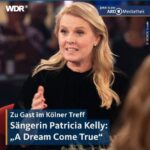 Patricia Kelly Instagram - • Sängerin Patricia Kelly im „Kölner Treff“ • Von der Pariser Metro ins große Stadion: Gemeinsam mit ihren Geschwistern wurde @patriciakelly.official als die „Kelly Family“ weltberühmt. Doch der Weg dorthin war lang und hart. Als Patricia 12 war, starb ihre Mutter, ihr Vater wurde depressiv. Die Familie hatte kein Geld mehr und sie und ihre große Schwester Kathy mussten sich um die jüngeren Geschwister kümmern. Als Straßenmusiker:innen verdienten sie sich etwas dazu – unter anderem in der Pariser Metro, um der Winterkälte wenigstens etwas zu entgehen. Im „Kölner Treff“ hat sie erzählt, wie dort der Traum entstand, einmal riesige Stadien zu füllen und wie diese Vision sie zum Weitermachen antrieb. Heute ist Patricia Solokünstlerin und geht bald wieder auf Tour. Mit @mickybeisenherzoffiziell hat sie außerdem über ihre Rolle als Mutter gesprochen und welche Bedeutung das deutsche Publikum für sie hat. Außerdem zu Gast waren die Schauspielerin Anke Engelke, der Geschäftsführer von „action medeor” @christophbonsmann, der Schauspieler @sebastianstroebel_official, die "Care"-Referentin für Nothilfekommunikation Sarah Easter (@sar_lou_eas), der Radio-Moderator @janmalteandresen und die Lehrerin Nataliia Klochanina (@klochanina). Die „Kölner Treff“-Sendung am 1. Dezember war eine Sonderfolge zur WDR Spendenaktion „Der Westen hilft“. Vom 1. Dezember bis zum 22. Dezember sammelt der WDR dabei Geld für Mütter in Not. Die komplette Folge vom „Kölner Treff“ findet ihr in der @ardmediathek. Den Link dazu gibt’s in der Story. . . . . #PatriciaKelly #KellyFamily #KoelnerTreff #MickyBeisenherz #SusanLink #WDR #ARDMediathek @susanlink_official @care_deutschland