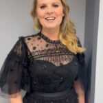 Patricia Kelly Instagram - Ihr Lieben, heute Abend bin ich zu Gast in der Carmen Nebel Show im ZDF. Ich freue mich total darauf meinen neuen Song „Christmas With You“ zu singen!!! 🤩🎉♥️ Schaltet ein, 20:15 Uhr geht es los 🔥 #christmaswithyou #newsong #christmas #weihnachten #kinderchor #tvpremiere #carmennebel #zdf #patriciakelly #kellyfamily #thekellyfamily