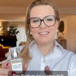 Patricia Kelly Instagram - Mein Parfüm ist wieder da!! 🤩😍🥳 Ihr Lieben, nachdem „You Are Special“ im Dezember innerhalb weniger Tage ausverkauft war, ist es nun endlich wieder vorrätig und ihr könnt es nachbestellen. 👉🏻 www.patricia-kelly.beauty Ich bin so glücklich, dass euch das Parfüm so gut gefällt!! Ich selbst trage es auch 😃 #youarespecial #madeinitaly #eaudeparfum #parfüm #perfume #fragrance #patriciakelly #kellyfamily #thekellyfamily