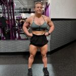 Patricia Parker Instagram - Planet Fitness workout featuring the absolute worst lighting of all time. Flew to Texas on Wednesday and have managed to get in workouts 60 minutes of cardio daily. Trying to visit everyone in three days is difficult because everything in Texas (if you’re from here, you know) is so spread out. I’ve driven more in the past two days here than I have in the past six months at home. Last day is tomorrow - my BFF college graduation and hitting the gym with another BFF before flying home! 💊 @5percentnutrition // JUGGERNAUT 💪🏼 @tuffwraps // JORDYNNE 🏋🏼‍♀️ @bruteforce_au // JUGGERNAUT 👨‍⚕️ @magnus_medical 🐓 @thechickenpound 📺 @TNAwrestling @axstv 🍲 @flexpro // JUGGERNAUT