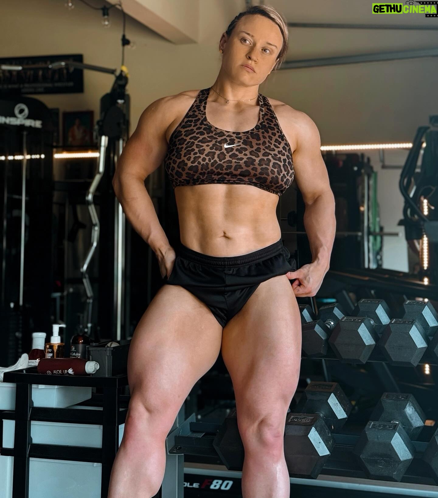 Patricia Parker Instagram - Some people arenโt meant to evolve. Theyโre put here to remind you what it looks like if you donโt. ๐ @5percentnutrition // JUGGERNAUT ๐ช๐ผ @tuffwraps // JORDYNNE ๐๐ผโโ๏ธ @bruteforce_au // JUGGERNAUT ๐จโโ๏ธ @magnus_medical ๐ @thechickenpound ๐บ @TNAwrestling @axstv ๐ฒ @flexpro // JUGGERNAUT