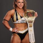 Patricia Parker Instagram - 📸 @wwenxt 🏆 @tnawrestling 🫱🏼‍🫲🏻🫱🏼‍🫲🏻🫱🏼‍🫲🏻