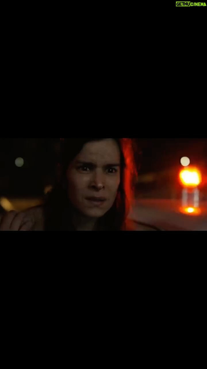 Patricia Velásquez Instagram - The curse of la llorona #tbt #movie #patriciavelasquez #lindacardellini #seanpatrickthomas
