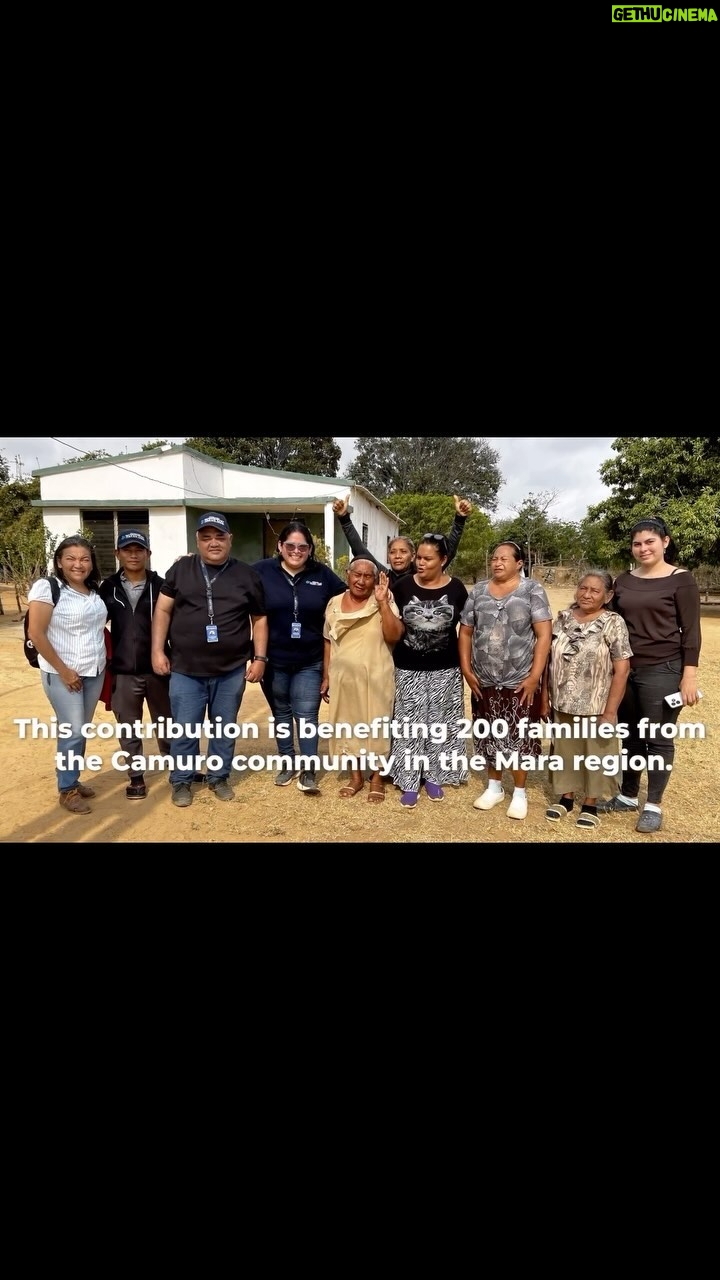 Patricia Velásquez Instagram - We’re pleased to introduce our new initiative, “Water for All,” which aims to directly impact communities in need. Through this commitment, we’re partnering with the Camuro Community in Mara municipality to provide much-needed water donations. Through this initiative, we’re helping 200 families from the Camuro community access clean water. This direct support will make a tangible difference in the daily lives of these community members, addressing a fundamental need that is often taken for granted. Thank you to our valued partners, the Center for Disaster Philanthropy and CORE Response, whose collaboration has been instrumental in bringing this initiative to fruition. Together, we’re striving to create positive change and foster resilience in Mara communities. Join us in celebrating this significant milestone as we continue to work towards a future where access to clean water is a reality for all. Nos complace presentar nuestra nueva iniciativa, “Agua para Todos”, que tiene como objetivo impactar directamente a las comunidades necesitadas. A través de este compromiso, nos asociamos con la Comunidad de Camuro en el municipio de Mara para proporcionar donaciones de agua tan necesarias. Con esta iniciativa, estamos ayudando a 200 familias de la comunidad de Camuro a acceder a agua limpia. Este apoyo directo marcará una diferencia tangible en la vida diaria de estos miembros de la comunidad, abordando una necesidad fundamental que a menudo se da por sentada. Agradecemos a nuestros valiosos colaboradores, el Center for Disaster Philanthropy y CORE Response, cuya colaboración ha sido fundamental para llevar esta iniciativa a buen término. Juntos, nos esforzamos por crear un cambio positivo y fomentar la resiliencia en las comunidades de Mara. Únete a nosotros para celebrar este hito significativo mientras continuamos trabajando hacia un futuro en el que el acceso al agua sea una realidad para todos. @wayuuprincess @magarchitect @funds4disaster @coreresponse @alexgray20 @annyounglee #WayuuTaya #Donation #Water