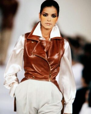 Patricia Velásquez Instagram - Thank you ! @fashionchannel90s 
Patricia Velasquez — Isaac Mizrahi 

Spring/Summer 1993

#patriciavelazquez #isaacmizrahi #1993 #readytowear 
#fashionchannel90s #spring #springfashion #summer #summerfashion #catwalk #runaway #90s #90sfashion #90sstyle #90svintage #90saesthetic #fashionblogger #fashion #vintagestyle #vintagefashion #vintageclothing #vintage #nostalgia
@imisaacmizrahi @isaacmizrahiny @kevynaucoin