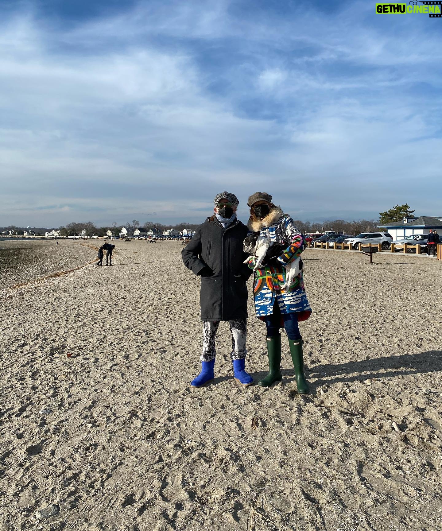 Patti Hansen - 7.9K Likes - Perfect day at the beach 😘