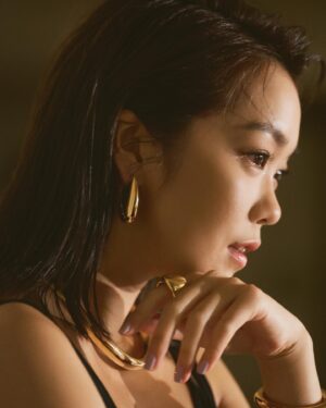 Patty Pei-Yu Lee Instagram - —
近期心得：如果E人突然覺得自己轉I人，其實不用想太多，那只是你年紀到了。

（好的～）
——
Lovely night hosting for @taipeiff 
#台北電影節
Makeup/ @elvielvi926
Hair/ @paulinehairflux
Outfit/ @sandroparis 
Shoes/ @Jimmychoo @bluebelltw
Jewelry/ @apmmonaco 
Wonderwoman/ @hairbroken  @w_yen_yen
Photographer/ @da_photo_123