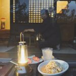 Patty Wu Instagram - ・ 同樣穿上溫泉旅館衣服 我彷彿成了女將 日本男子卻像飯店小開？ 日本男子說，女將就是老闆娘阿，而且要很有氣質才能當欸。但我說，女將要從早忙到晚，飯店小開每天只需要開跑車出去ㄆㄚˇ妹，一件衣服兩種人生，不是這樣吧？！ #吳怡霈 #wuipei29 #パティ #九州 #九州旅 #熊本 #熊本ホテル #桑原夫婦