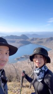 Patty Wu Instagram - ・ 12月中的日本旅 爬了個很辛苦的山 瘋狂的凌晨4點決定衝雪場 在日本老家跟お母さん一起料理 有日本男子在什麼都開心😚