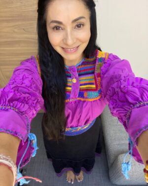 Paty Díaz Instagram - 💜Hoy jugué un rato a crear… 
con lo que me han enseñado, con lo que he aprendido y sigo aprendiendo. Maravillosa creatividad que necesita mi trabajo, utilizando mis pensamientos, sentimientos y emociones, para así arropar  y sumergirme en lo más profundo de cada personaje, sentirlo con todo mi ser, con todo lo que traigo conmigo. Disfruto tanto contar historias… 
Amo el nervio que siento al plantarme  en un escenario, en un set… Amo la sensación que me produce… y todo lo que implica a su alrededor, amor ser intérprete, amo ser actriz❣️🎭 🎥 📺 
#humildad #gratitud #casting #amomitrabajo #actriz #actrizmexicana #erendirha #mexico #actress #productor #director #escritor #produccion #actuacion #respeto
#dedicacion #profesionalismo #disciplina #consentracion #graciasvida #graciasdios 🙏🏼 #lavidaeshoy