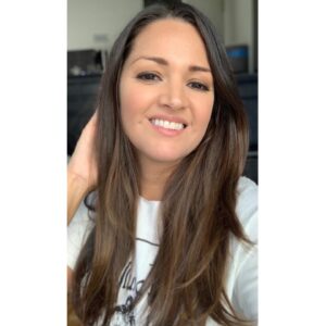 Paula Garcés Instagram - Hi everyone just sending you love ❤️ 
Please check out @alunasuperhero 
www.paulagarces.com
www.aluna.net
www.Alunagame.com
🙏 
#alunacomicbook 
#alunagame 
#alunavideogame 
#director 
#femaledirector 
#actor 
#independentproducer