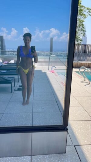 Paula Garcés Instagram - New York so far has been lovely!
How’s your summer going?
