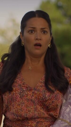 Paula Garcés Instagram - Happy Monday!
Feliz Lunes!
Todos @freeridge esta rodando solo en @netflix veanlo hoy! Gracias 🙏 
Everyone @freeridge streaming now only @netflix 
Thank you 🙏!
❤️❤️❤️😘😘😘
#geny
#ruben
Abuelita!!????
#mariluna #freeridge #reversethecurse