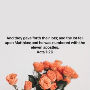 Paula Jai Parker Instagram - #GE #BibleStudy #Acts1:26 “gave forth their lots” God understands mans need 2control especially when feeling most vulnerable. When God supplies theres no choice required it just is. Choice is required when man attempts 2manipulate Gods will. 
Both men were righteous or they wouldn’t have been in their inner circle. Yet, Jesus had ample opportunity 2choose more disciples or appoint alternates. He did not. Nor did he use lots 2chose the original 12. Or make any decision. He followed Gods will. He didn’t even cast lots on weather or not 2die. He accepted what God allowed. Did they cast lots on weather or not 2accept all the fish? They would have never even thought of choosing Paul.