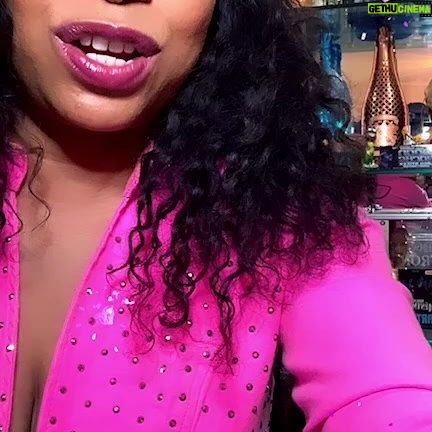 Paula Jai Parker - 855 Likes - we’ll be back Happy Holiday’s!!!!