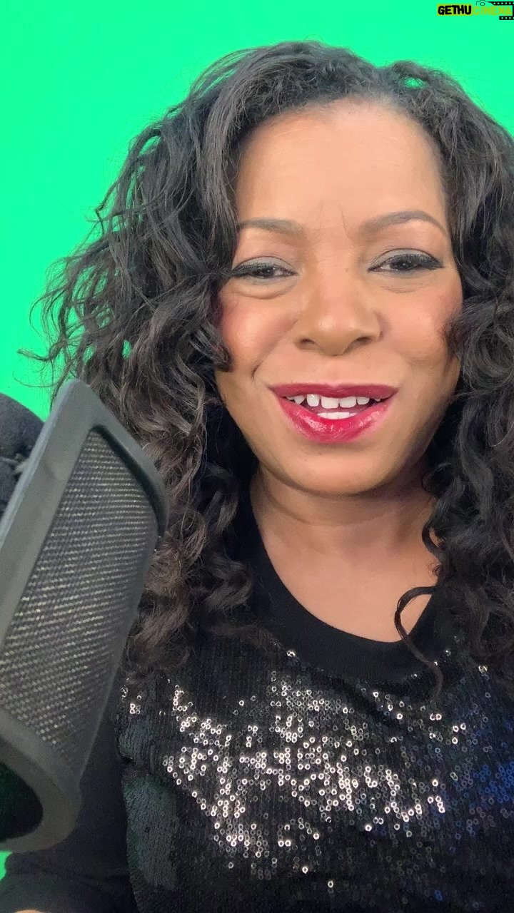 Paula Jai Parker - 496 Likes - xopj