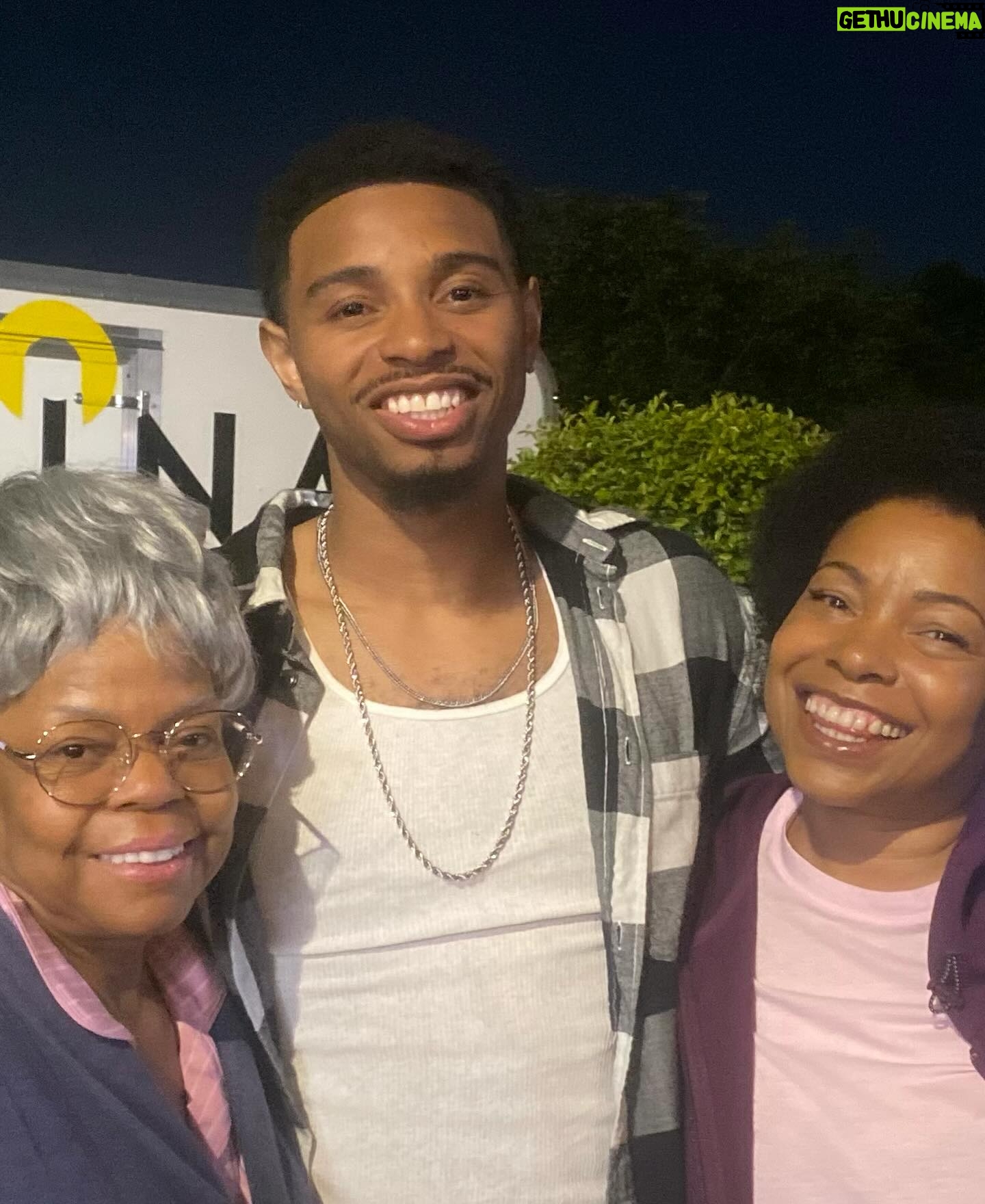 Paula Jai Parker - 3 Likes - I’m back at it yall, this time with our sexy ass boy @thejakechoi.officialpage in #TheLateNightCreep with the international diva @tyramskitthughes (pull up looking like my sister put a wig on & played my momma😆) #OnlyInHollywood 😉 and introducing one of #OaklandsOwn @theonlylewisbelt 💖 #thankyouthankyouthankyou @jamaldedeaux and the beautiful & #bossy (boss lady☺️) @sinful.haze #SeeUAtTheMovies🍿