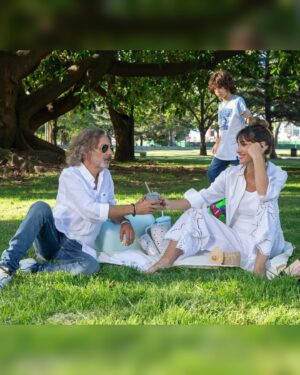 Paula Morales Instagram - Algunas de las fotos que nos hizo @matiasjsalgado para @holaarg ♥️

Prod. @paoreyesandaur 
MU @joaquinamakeupartist 
Nota @fefasanguinetti_ 

Gracias @mishkabuenosaires 
@companiadesombreros
@toche.ar
@mimoandcooficial
@lacoste
@reinabatataoficial

@agencia.claudia.zaefferer 🙌🏼