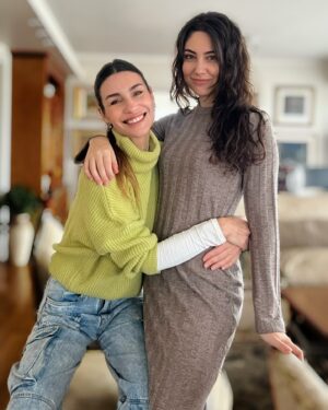 Paula Morales Instagram - Empecé un nuevo año con pocos pedidos y muchos agradecimientos 💕