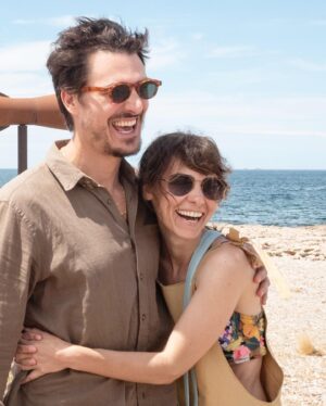 Paula Reca Instagram - Terminar el año así.
Rodéate de los más locos. Los más mágicos. Los que te contagian alegria y siempre te cuidan. 
Ellos bailan cuando sale la luna. Ellos cantan en iglesias en ruinas. 
Gracias @pablocarracedo x estos días en el paraíso. Feliz 2021. 
📷 @josepereyralucena