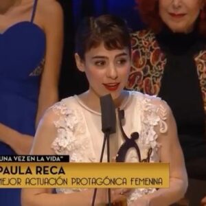 Paula Reca Instagram - Gracias @premioshugo 💘 ✨🥰Soy feliz 🥰✨Amo
@unavezenlavida_once 💘