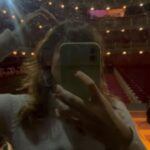 Paula Malia Instagram - Me voy de Madrid con el corasonsito muy lleno. Gracias a todos los que habéis llenado cada noche el teatro y gracias a los que salen en las fotos por hacerme reír y disfrutar taaanto. Os quiero. @pabloriveroficial @pavvla_ @gemmabrio @mariapujalte @alberttriola @ferranvilajosana @selvasdavid @la_brutal @bito.pro @teatroespanol_madrid