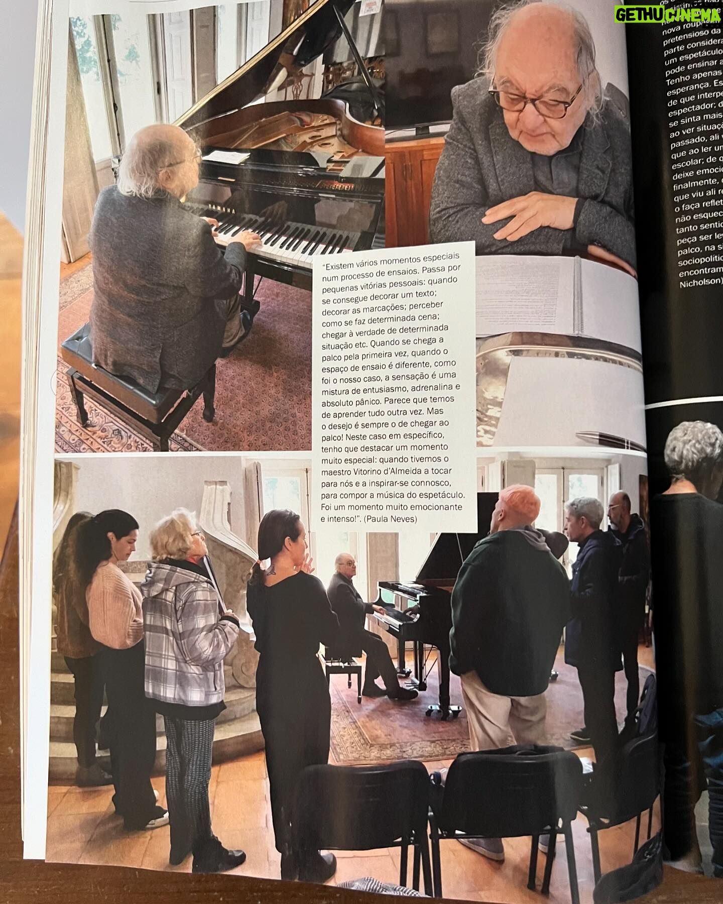 Paula Neves Instagram - Na revista Cristina deste mês! A digressão começa amanhã. Datas: 18 Abril - Santiago do Cacém - Auditório Antonio Chainho 19 Abril - Sto André - Auditório ESPAM 20 Abril - Sines - Centro Cultural de Sines 3 e 4 Maio - Lagoa - Auditório Carlos do Carmo 17 Maio - Ovar - Centro Cultural de Ovar 17 Setembro - Leiria - Auditório José Lúcio da Silva @companhiadaesquina @revistacristina