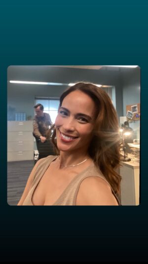 Paula Patton Instagram - A month ago I was introduced to RevAir and it absolutely blew my mind.  It blew out my hair with no heat, no damage, sooo much shine and in half the time it normally takes me to…So when I went to do this job I knew I wanted to take it with me.  RevAir was kind enough to send it to set and here’s the journey…Thank you @myrevair! 🙏🏾🫶🏾💕🥰💗