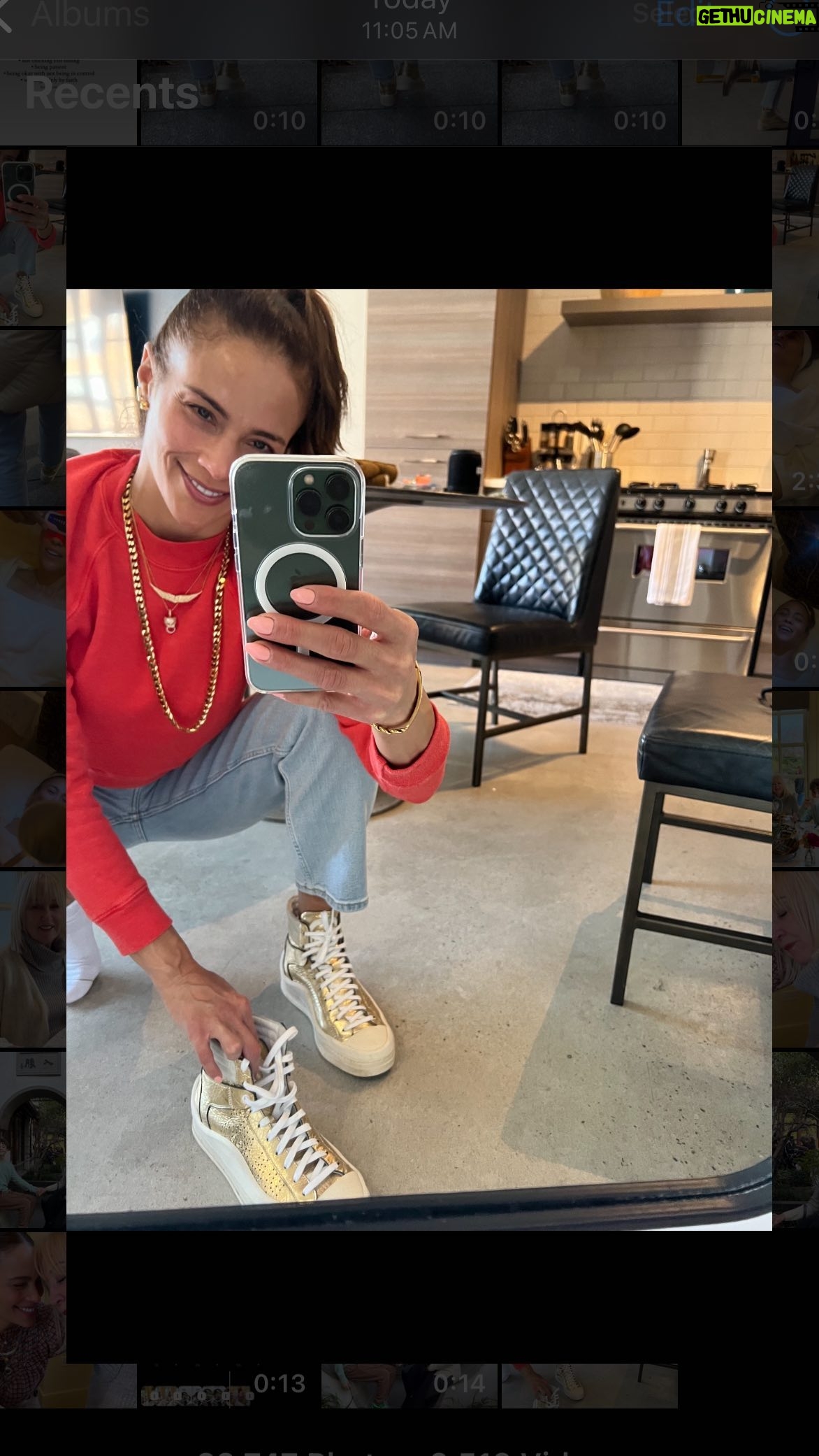 Paula Patton Instagram - Join me as I step into the weekend golden. Remember, “Amidst life’s challenges, let your spirit shine like gold. Stay inspired, for even in adversity, you have the power to radiate brilliance and resilience.” 🏆💛