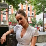 Paula Prendes Instagram - El Verano tórrido en #Madrid y sus terrazas y los amigos y las noches largas… Pic by my @marywallsdefoto