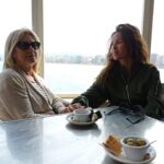 Paula Prendes Instagram - De lo bueno, lo mejor. Mami @belenmartineztuero, amiga @marywallsdefoto y mi norte #gijon. Los #lunes así se llevan mejor❤️