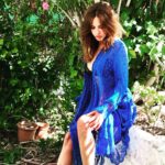 Paula Prendes Instagram - Ibiza tiene un color especial…Su alma, su gente @vanesaramiromartinez, el salitre que se agarra a tu cuerpo como los mosquitos y acaba siendo una segunda piel #ibiza con sus contrastes, con sus contradicciones con sus amores, con sus colores @soul_and_sea_ibiza