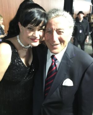Pauley Perrette Instagram - Oh my….
#TonyBennett 
Because I was at the #grammys like 6 years in a row and met everyone…
I am often asked 
“Who is the nicest?”.
Top three?
@taylorswift 
#taylorswift
@davestruestories #davegrohl 
And yes of course…
@itstonybennett 
Tony coming up to me and what he said to me is still one of the most incredible unbelievable things that happened to me while wandering through the entertainment industry.
I’ll probably put it in my book (it’s coming)
He was as
Magical
Beautiful 
Graceful
Funny 
Warm 
Amazing 
As you’d hope.
I was blessed to share space with him. 
#RIP MAN
And thanks.